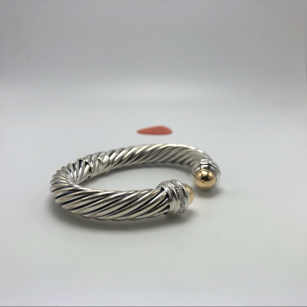 David Yurman Cable Bracelet/ 18K Gold and Diamonds